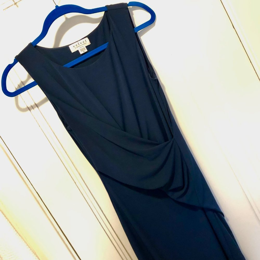 Velvet by Graham & Spencer Sleeveless Navy Dress